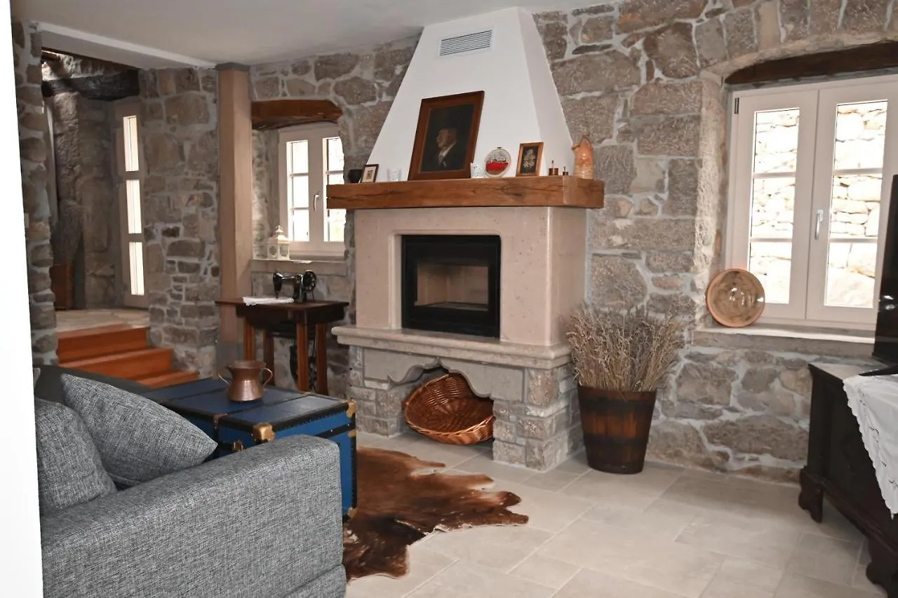 Holiday home Villa Mavrici, Neighbors Free Buzet